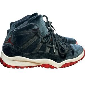 Nike Air Jordan 11 Retro Bred Velvet Black Gym Red White Size 2Y